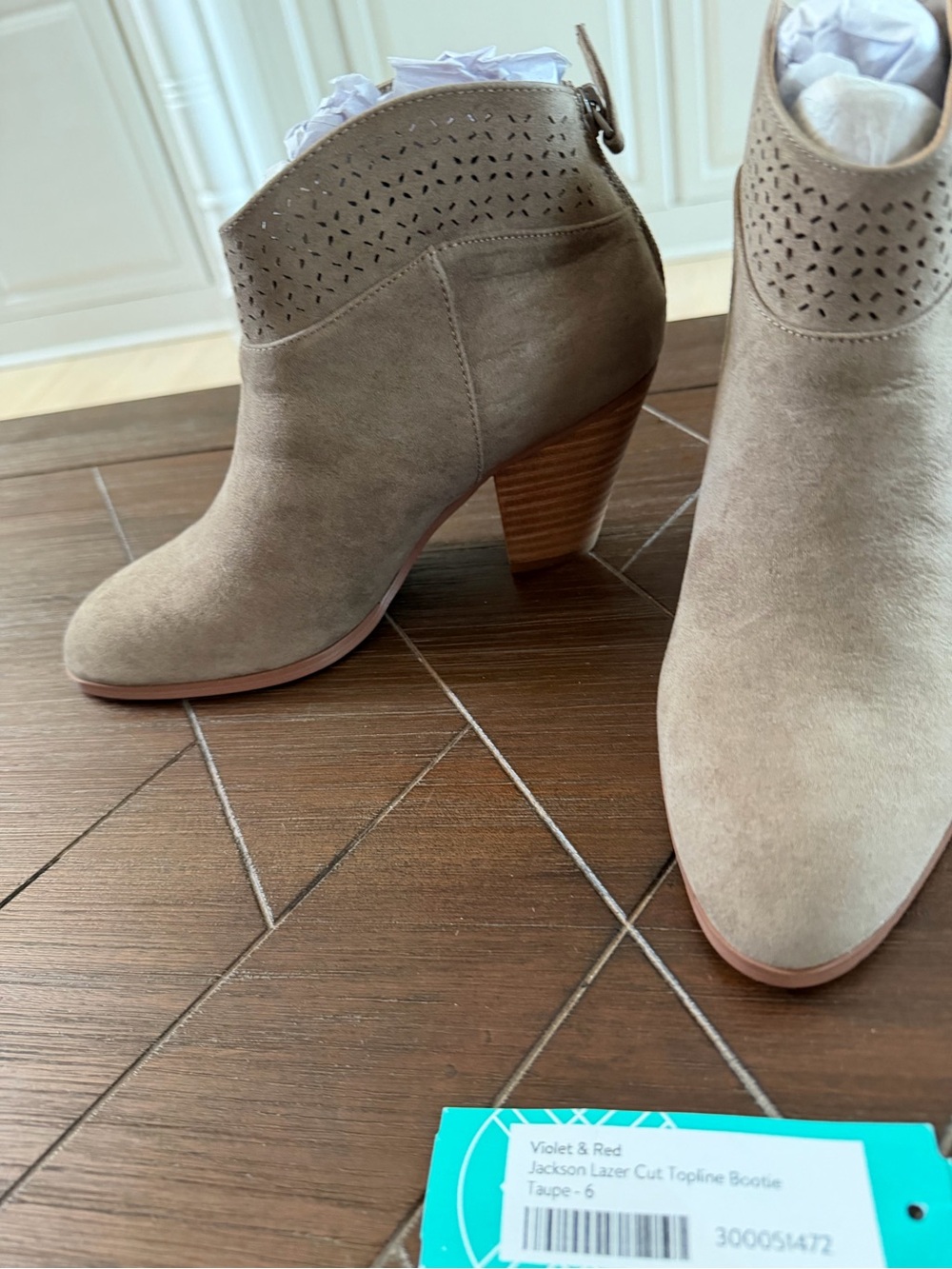 Violet & Red Jackson Laser Cut Taupe Heeled Booties Size 6
